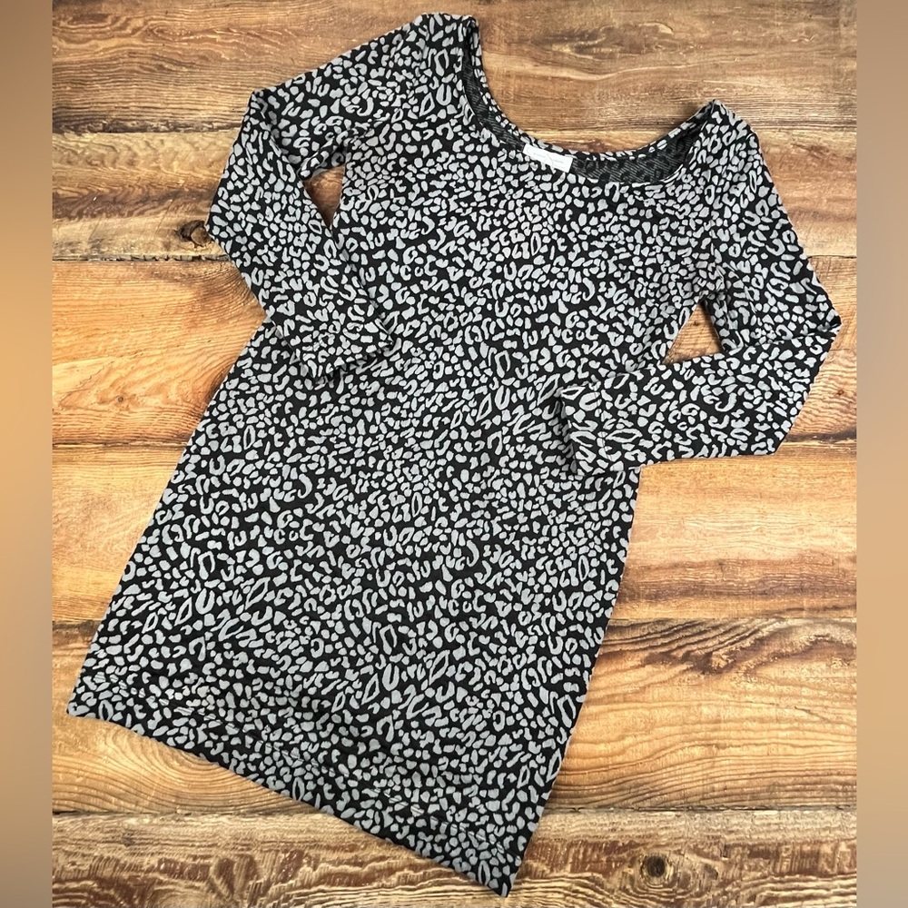 Jessica Simpson Leopard Maternity Dress